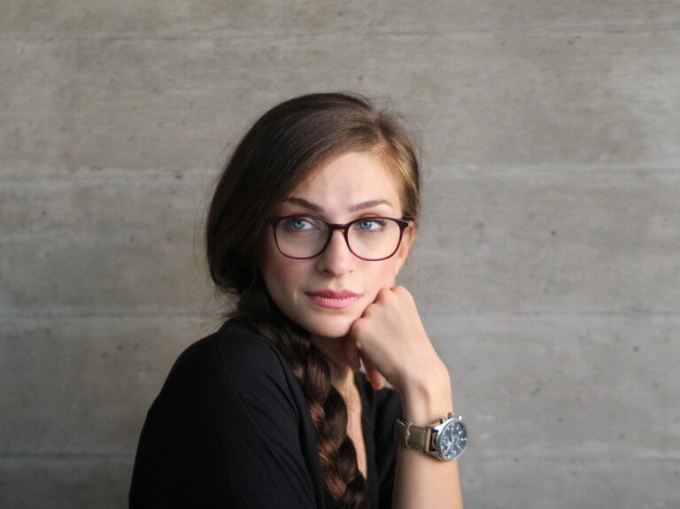 Najlepsze stylizacje casualowe z elementami Celine